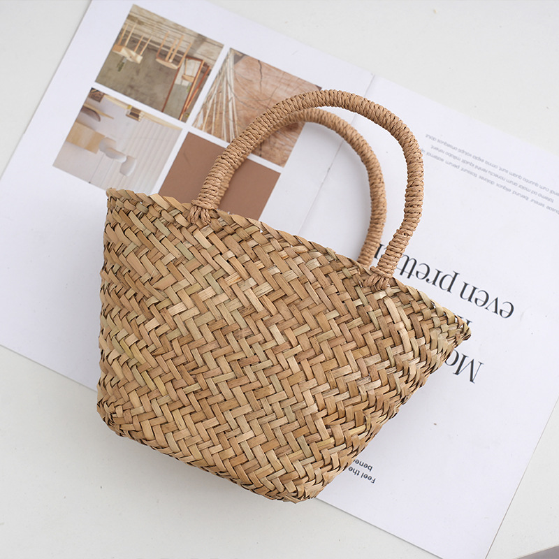Basket Bag Wicker - 女性のための手作りの籐バッグ,ビーチのためのボヘミアンスタイルのミニバスケット,デザイナーのトラベルバッグ,手織りのバケット,トートバッグ