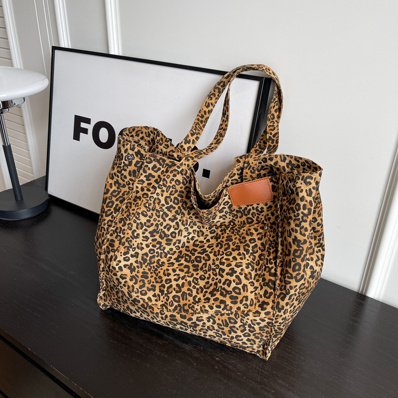 レオパード柄トートバッグ ヴィンテージキャンバスショルダーバ - Women Bags Work のレビューと価格