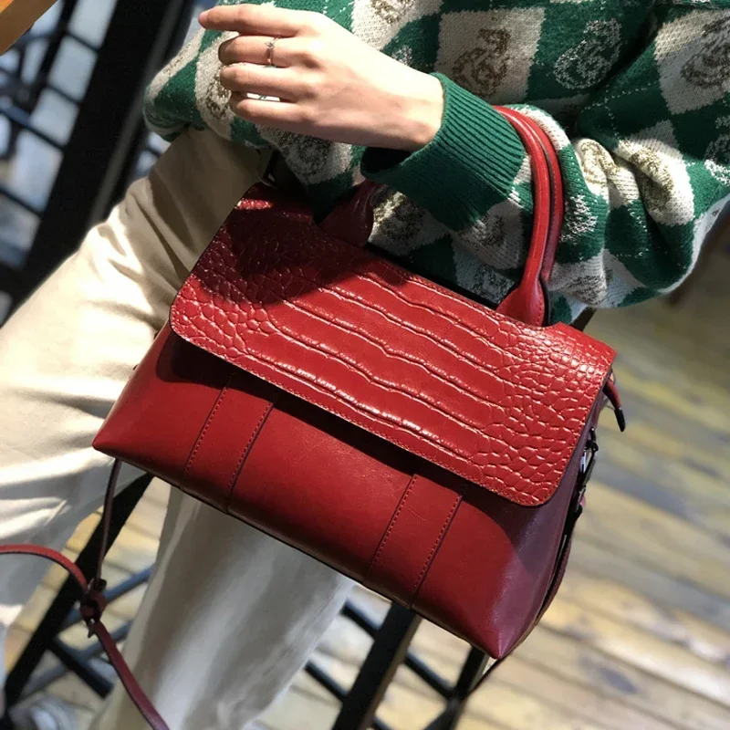女性の牛本革クロスボディバッグ女性牛革デザイナー高級ショルダ - Doctor Bag Leather のレビューと価格