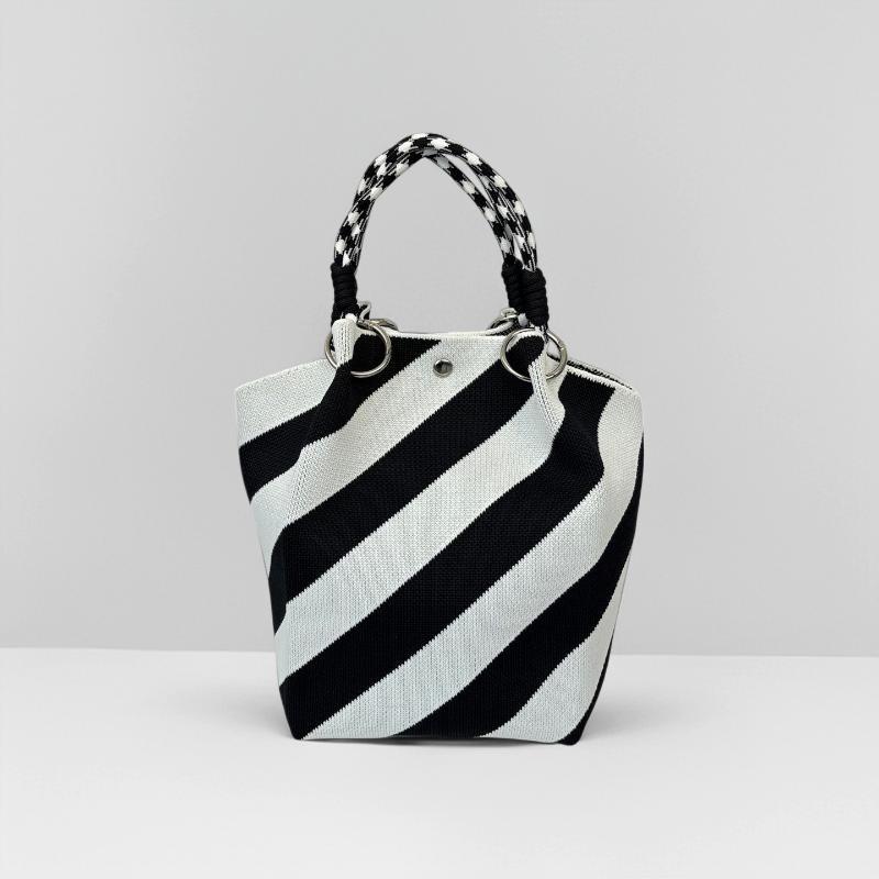 新発売 ニット製レディーストートバッグ スタイリッシュなプリ - Women Bags In Sale のレビューと価格