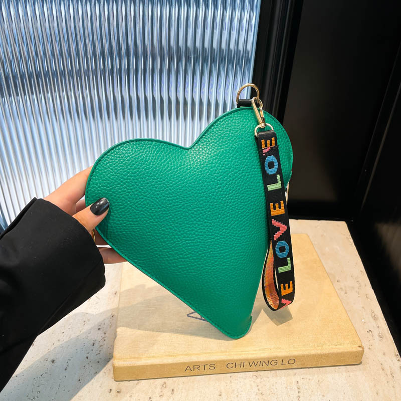 かわいいハート型小銭入れ韓国ファッションピュアカラー PU  - Women Bags Max のレビューと価格